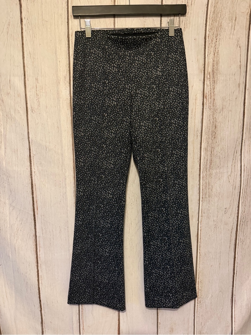 Tribal Signature Petite XS Leopard Print Pull On Ankle Pants NWOT Black